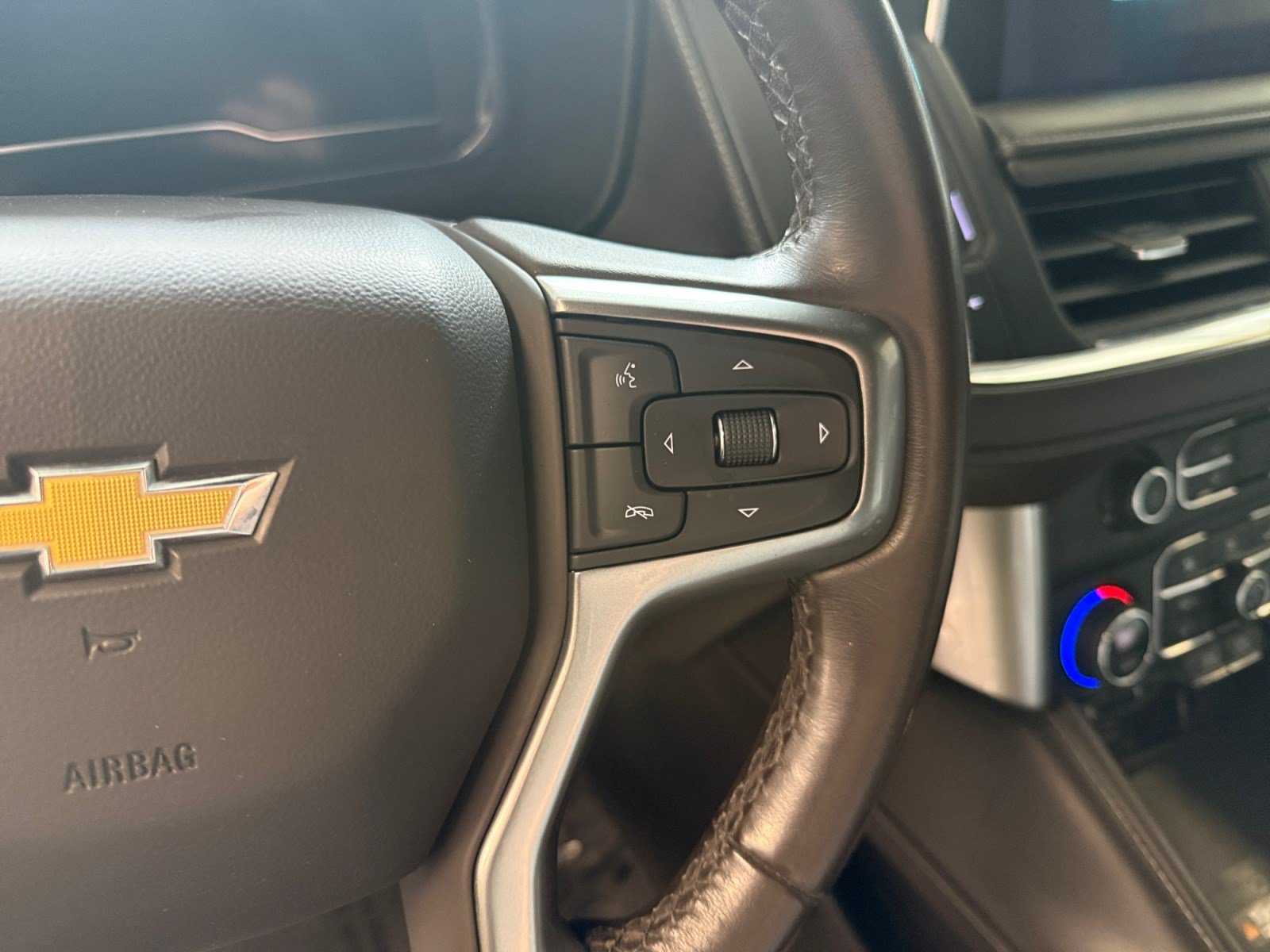 Used 2023 Chevrolet Tahoe LT AWD/4WD image 25