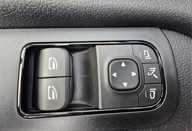 New 2026 Mercedes-Benz Sprinter 2500 image 9