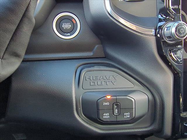 New 2026 RAM 3500 Laramie AWD/4WD image 12