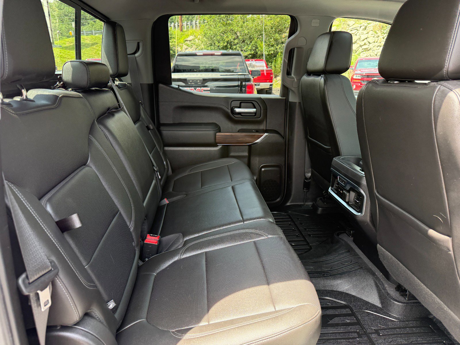 Used 2019 GMC Sierra 1500 SLT w/ SLT Premium Package image 21