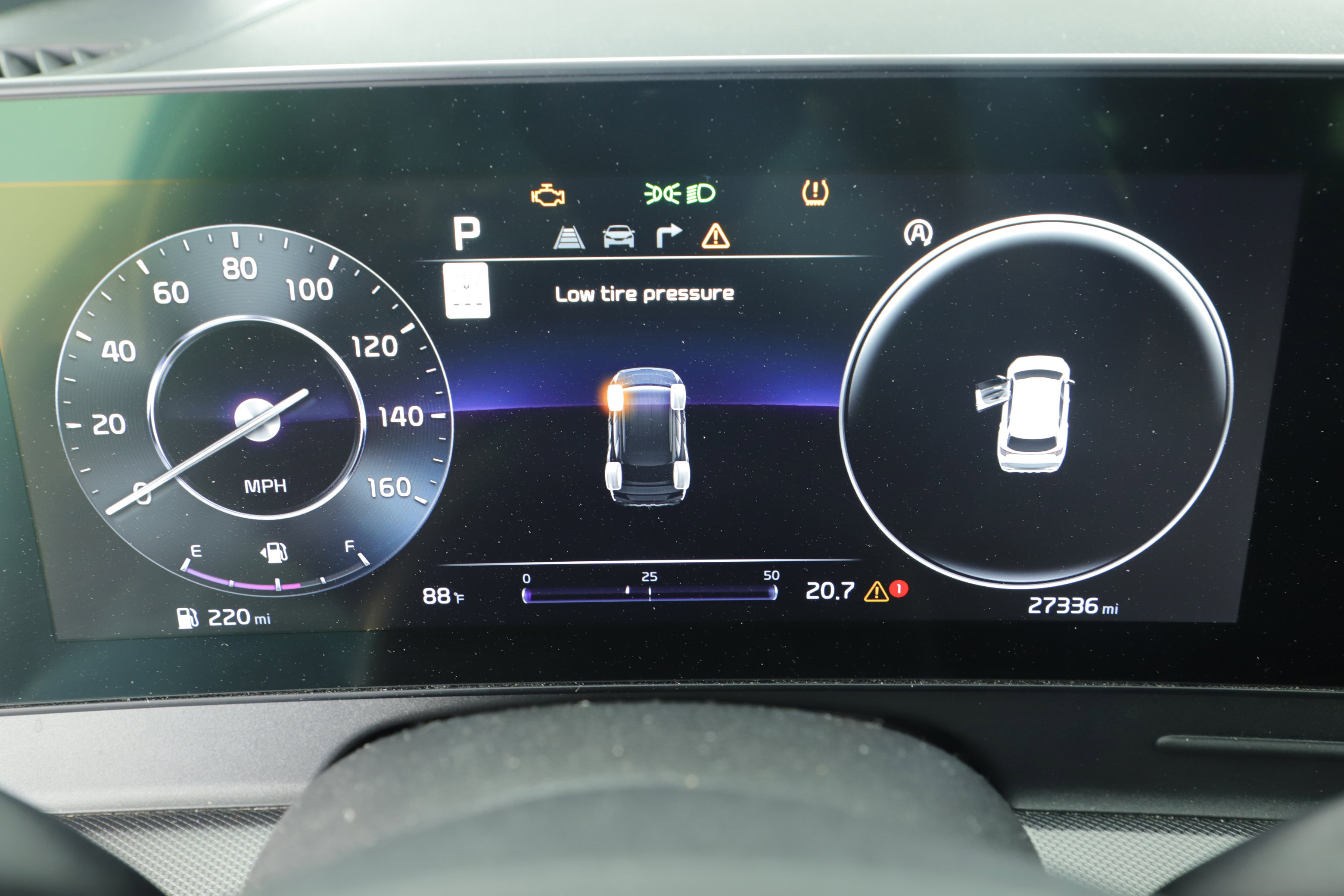 Used 2023 Kia Sportage SX image 11