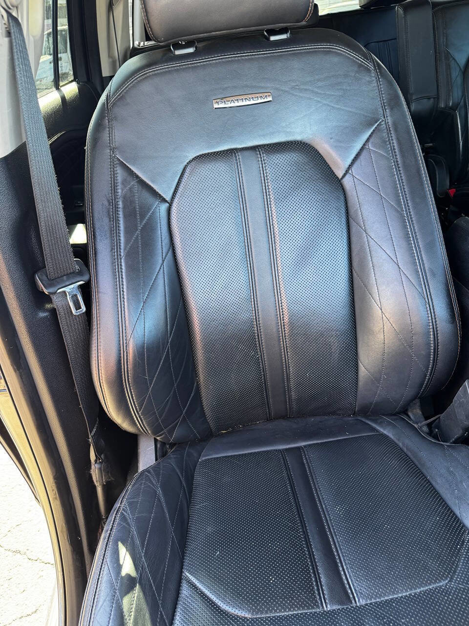 Used 2018 Ford Expedition Max Platinum image 30