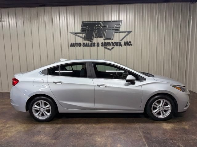 Used 2018 Chevrolet Cruze LT w/ LT Fleet Convenience Package FWD image 7