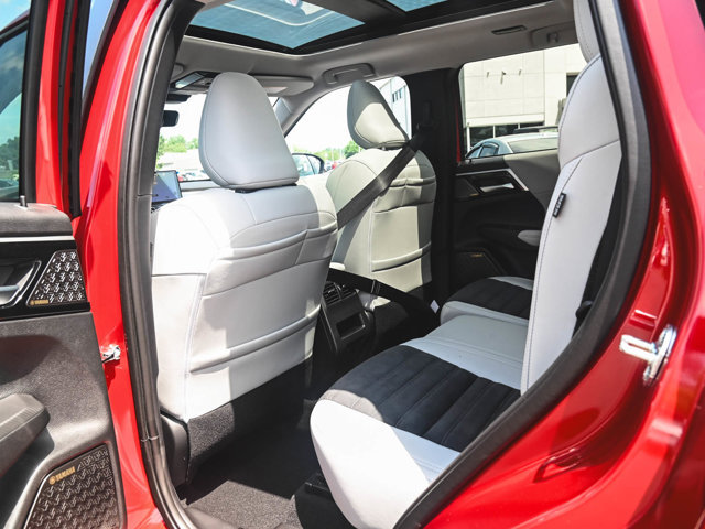 New 2025 Mitsubishi Outlander SE AWD/4WD image 28