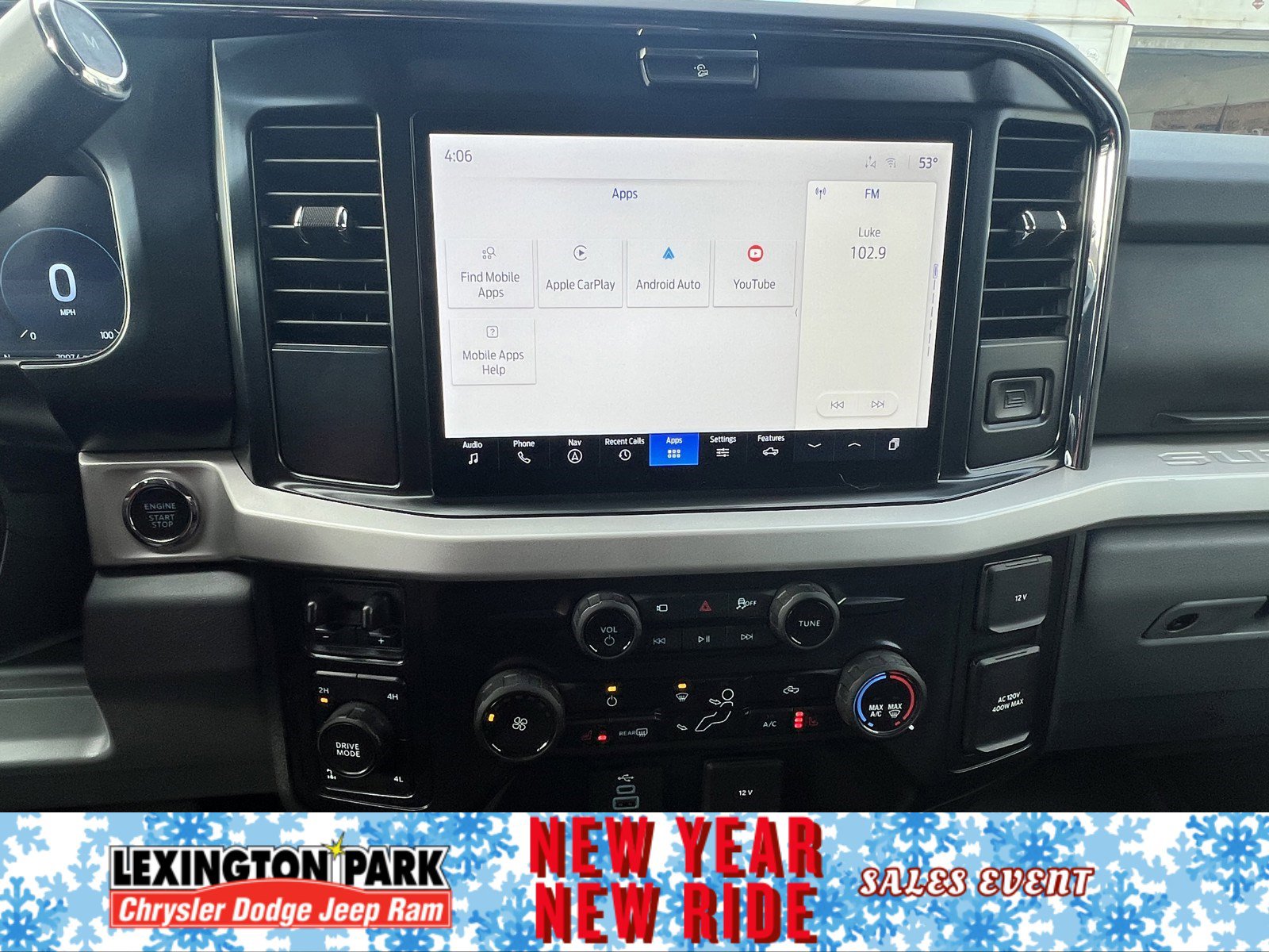 Used 2025 Ford F250 XLT w/ Black Appearance Package image 17