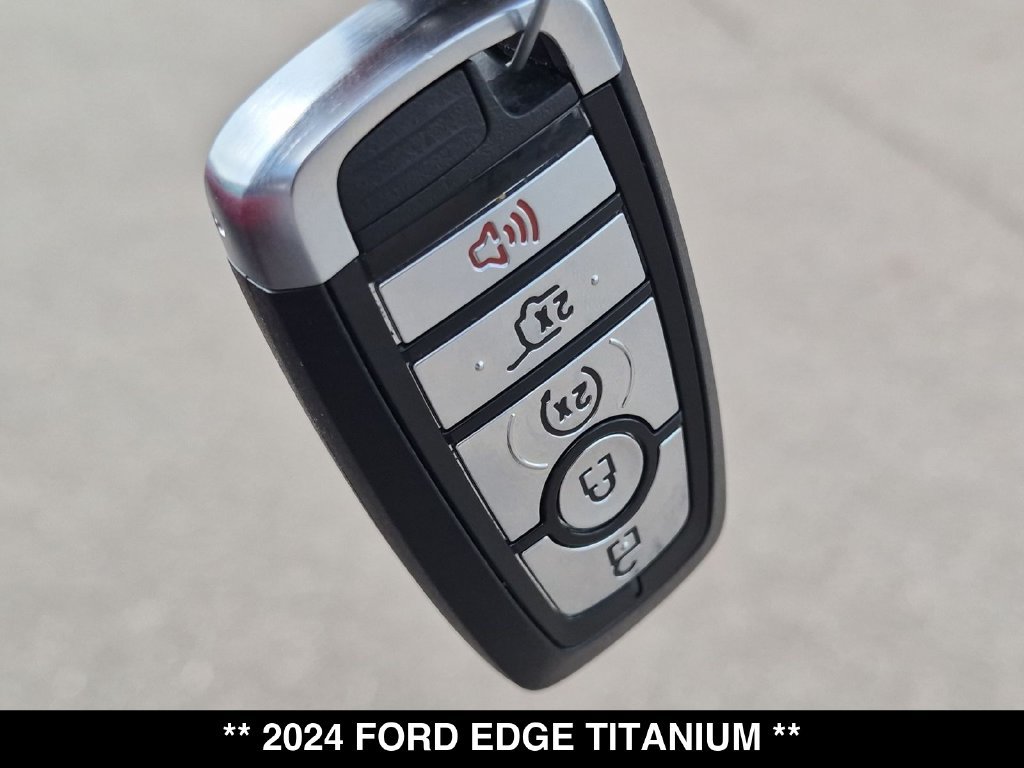 Used 2024 Ford Edge Titanium AWD/4WD image 27