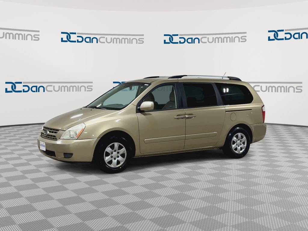 Used 2010 Kia Sedona LX image 4