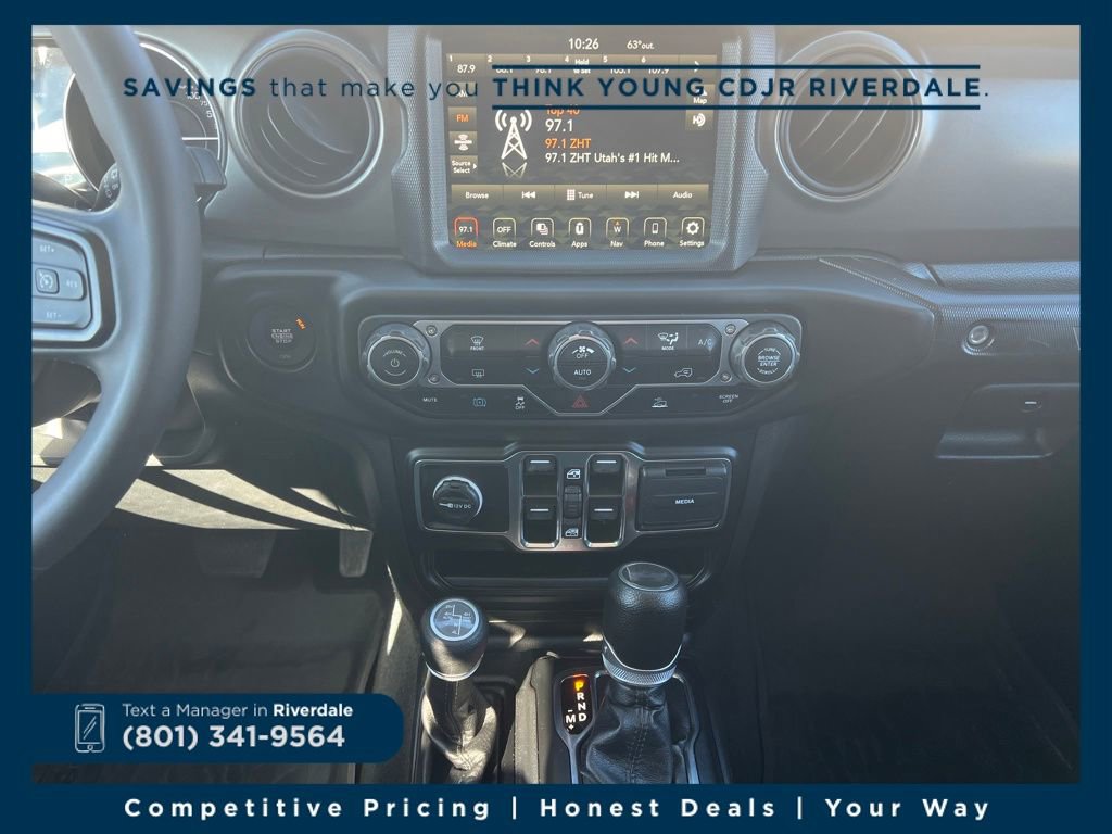 Used 2023 Jeep Wrangler Unlimited w/ 8.4" Radio Group image 17