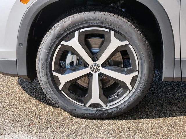 New 2025 Volkswagen Tiguan SE image 5