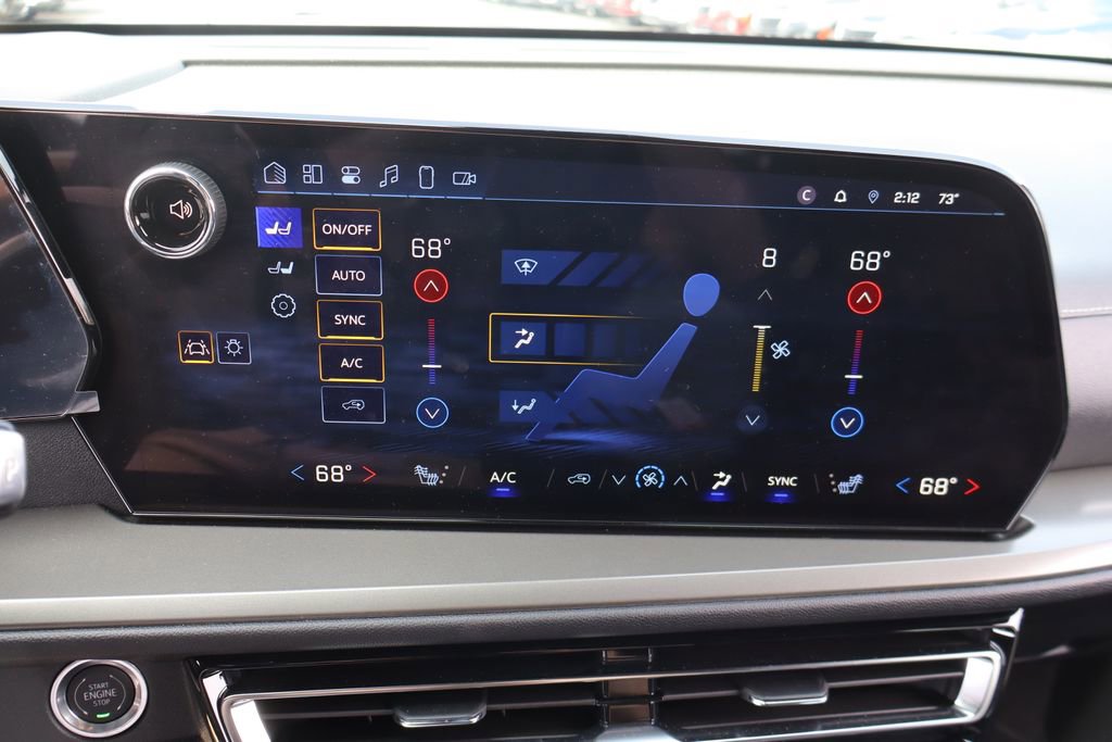 Used 2026 Chevrolet Traverse LT w/ Driver Confidence Package image 13