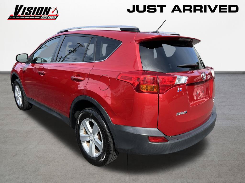 Used 2014 Toyota RAV4 XLE AWD/4WD image 3