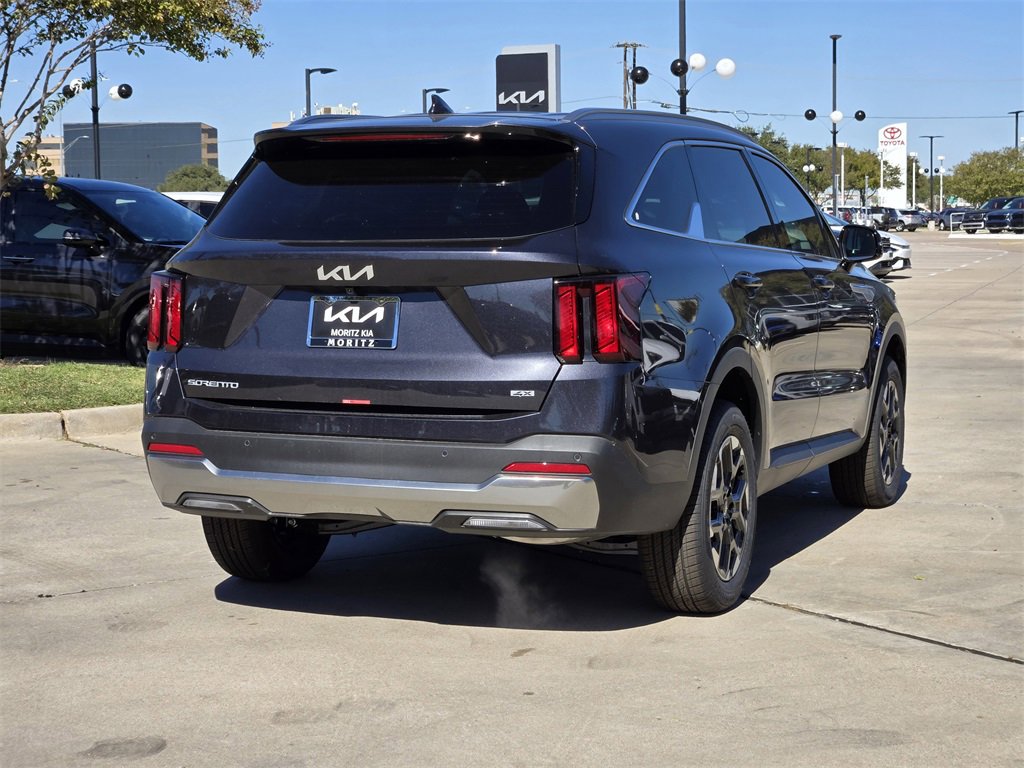 New 2026 Kia Sorento S image 4