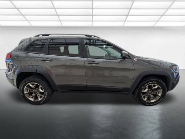 Used 2019 Jeep Cherokee Trailhawk w/ Cold Weather Group image 6