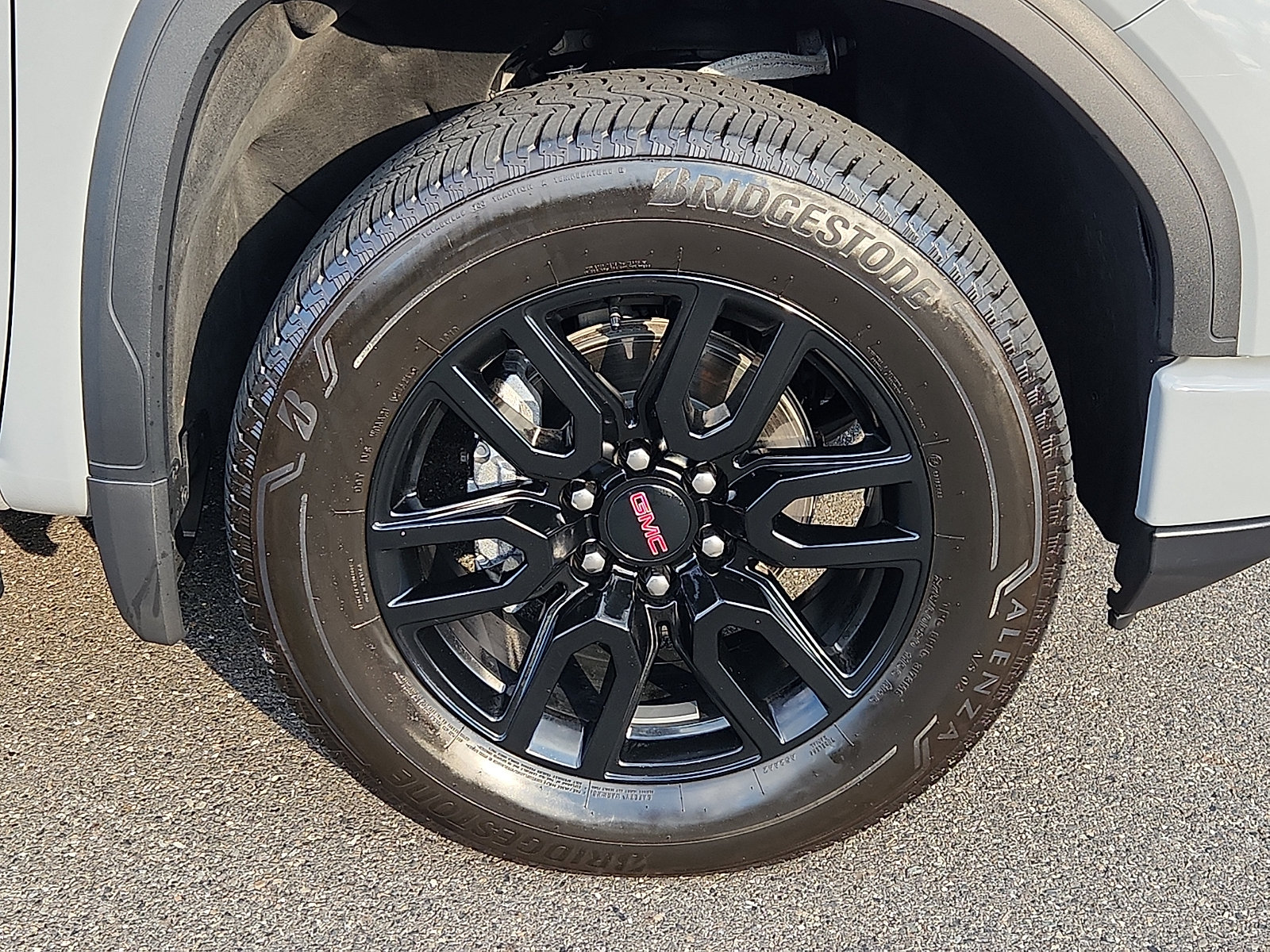 Used 2024 GMC Sierra 1500 Elevation AWD/4WD image 8