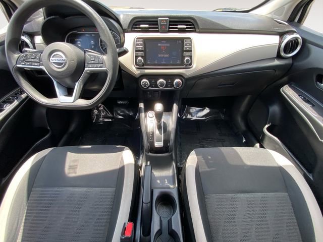 Used 2021 Nissan Versa SV image 11