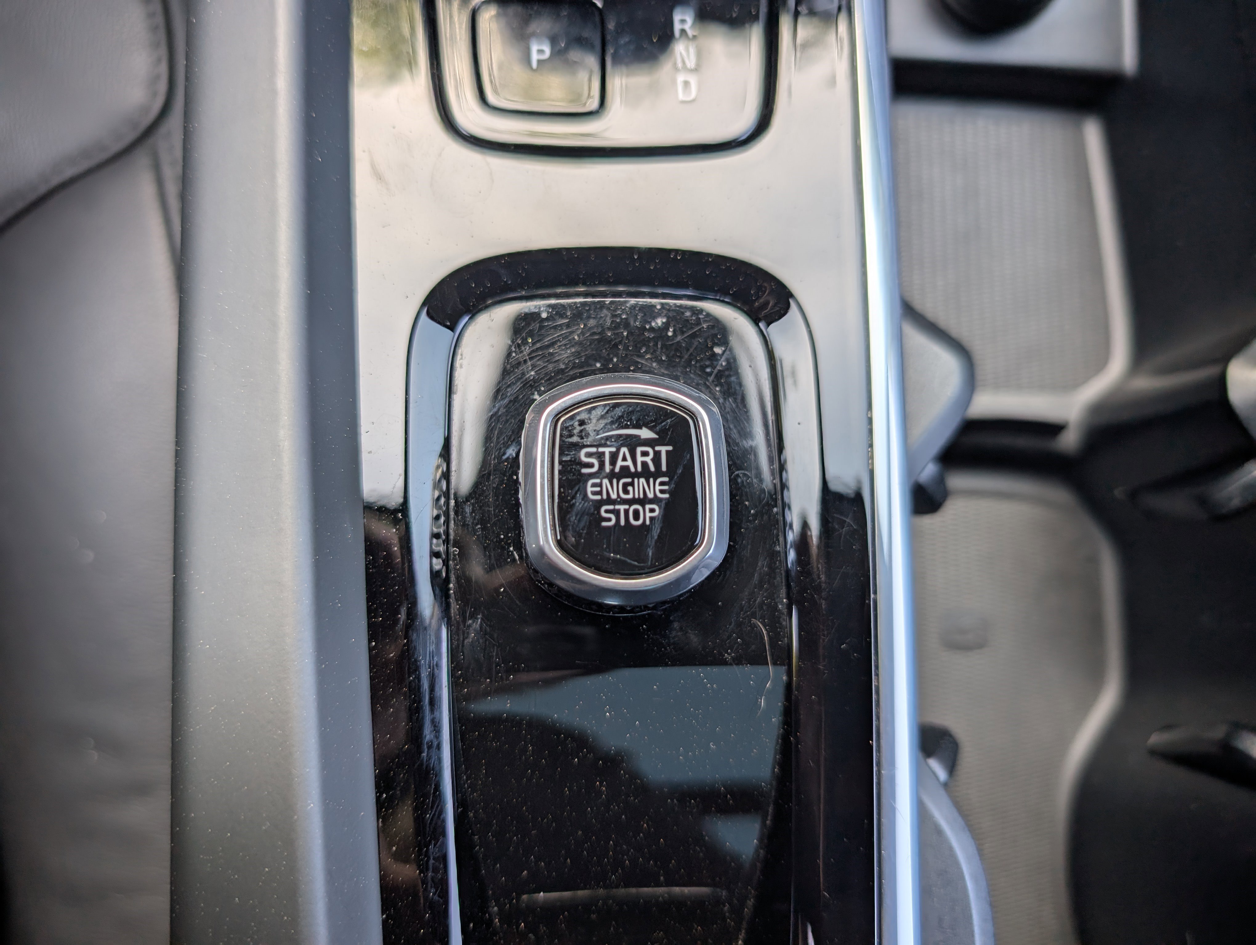 Used 2023 Volvo XC60 T8 Core image 33