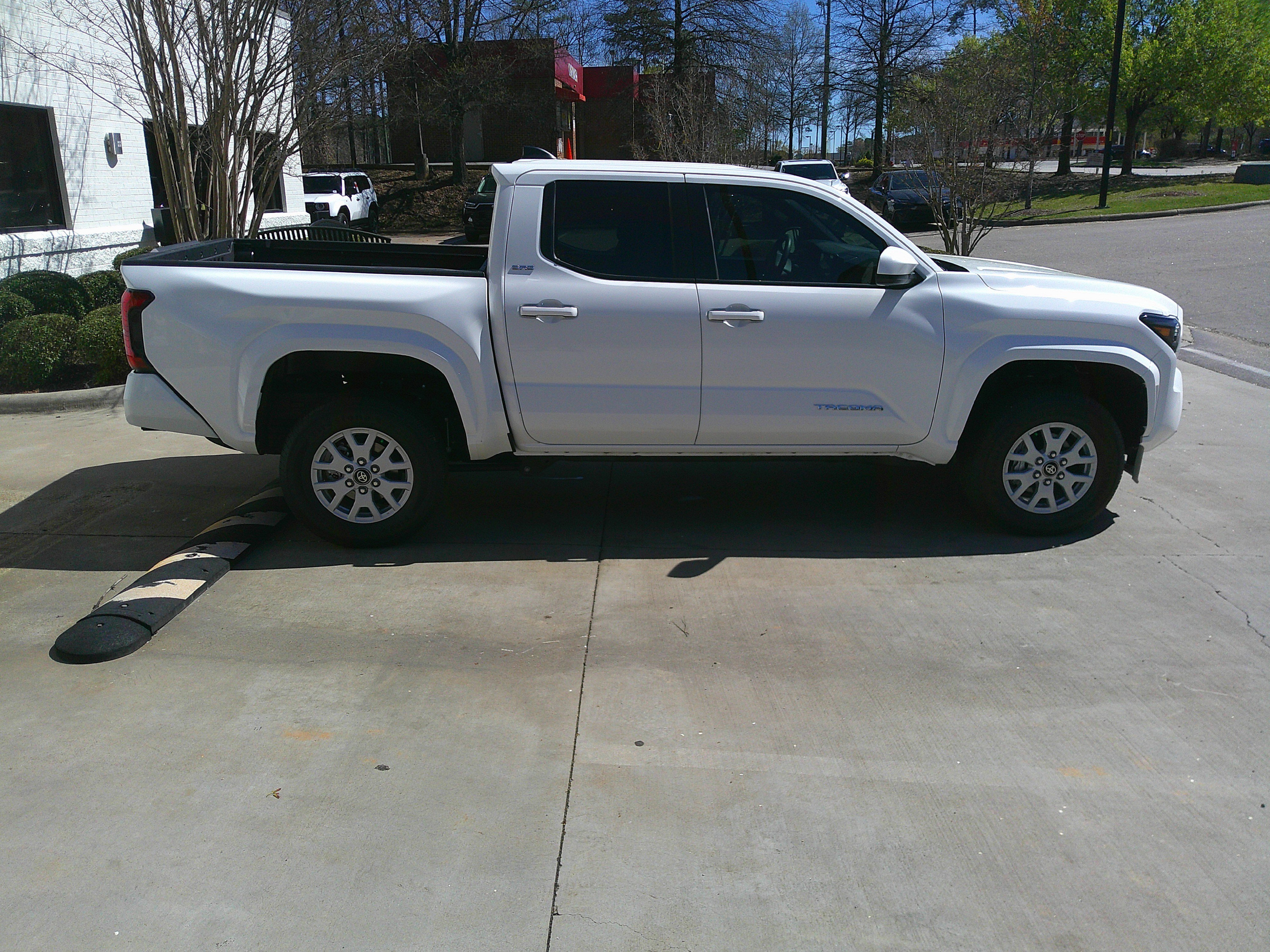Used 2025 Toyota Tacoma SR5 image 14