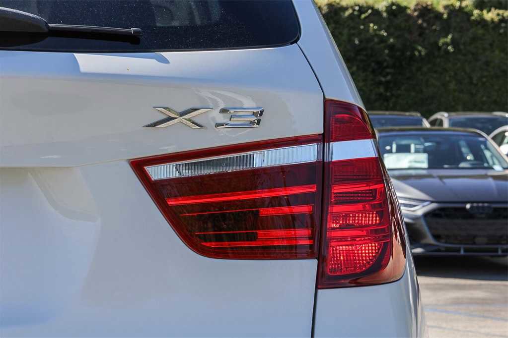Used 2016 BMW X3 xDrive28i image 11