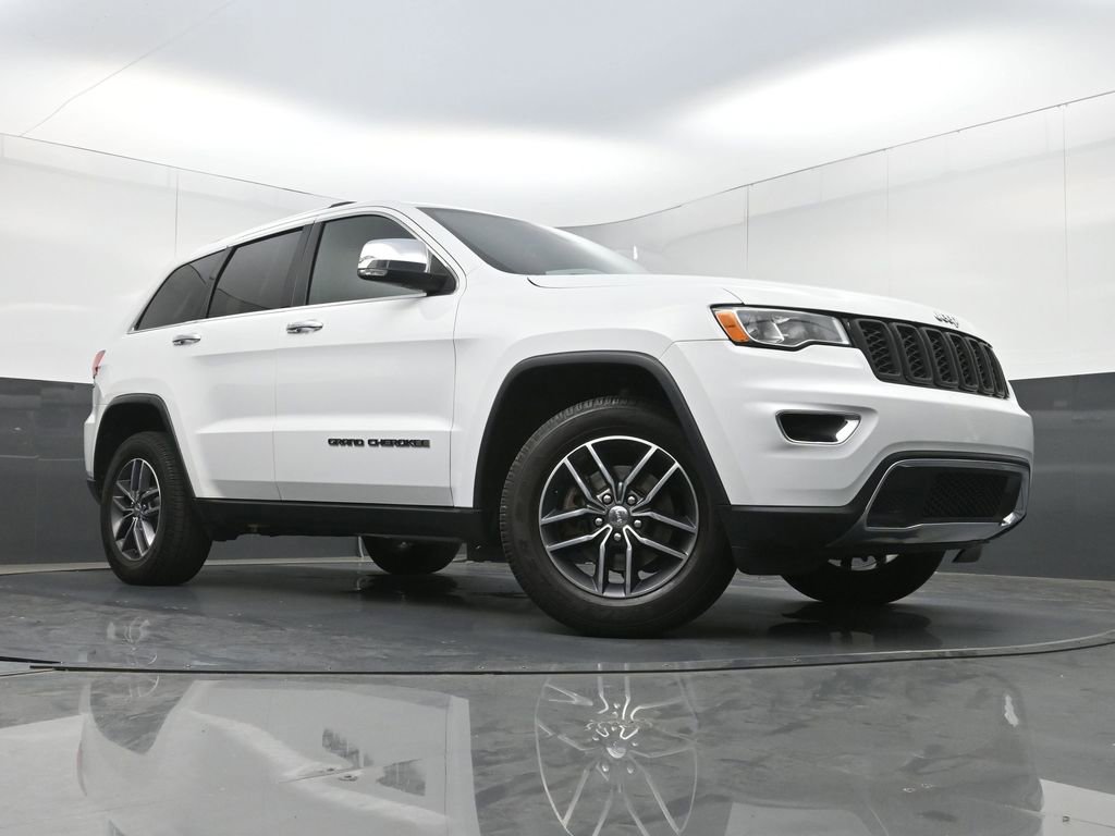 Used 2017 Jeep Grand Cherokee Limited AWD/4WD image 25