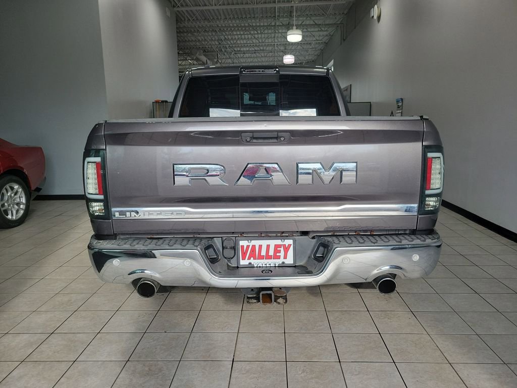 Used 2016 RAM 1500 Limited RWD image 9