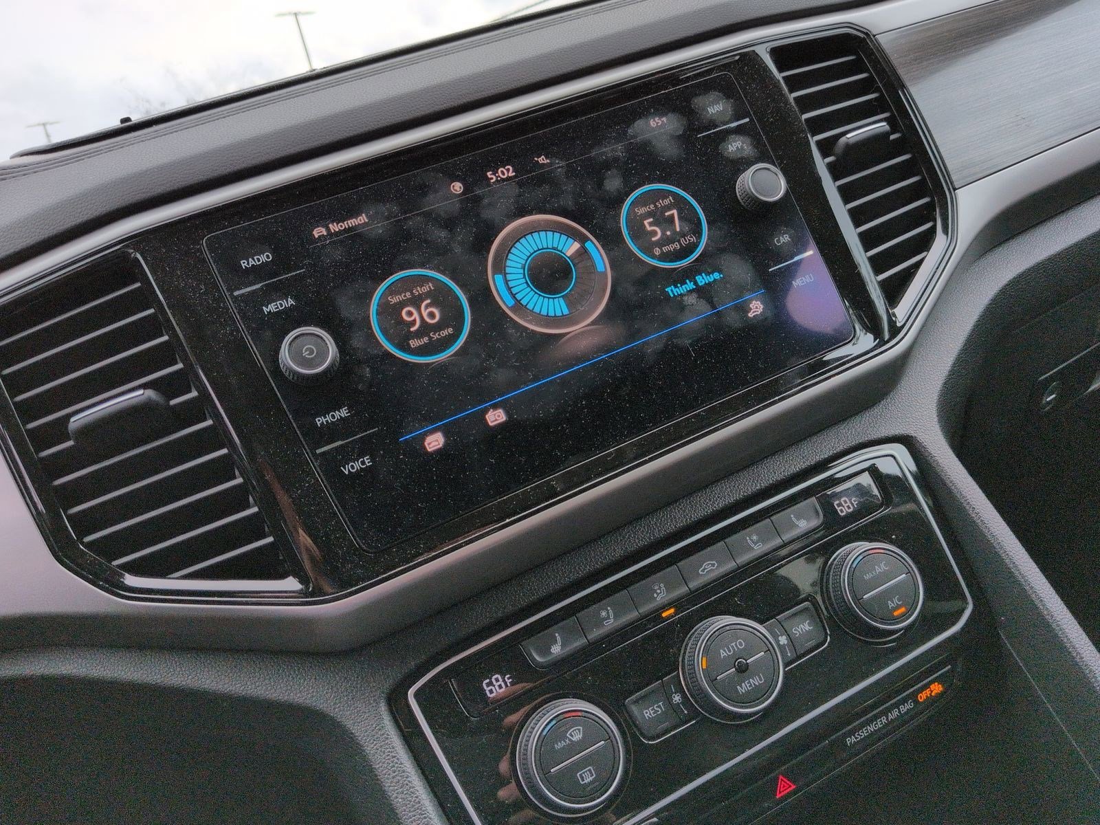 Used 2021 Volkswagen Atlas SEL Premium image 27