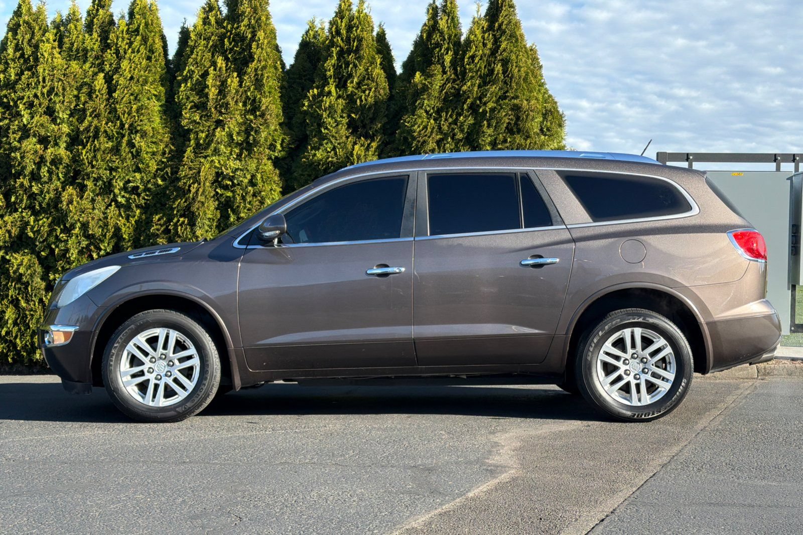 Used 2012 Buick Enclave Convenience FWD image 7