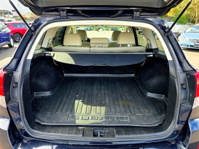 Used 2012 Subaru Outback 2.5i Premium w/ All-Weather Pkg AWD/4WD image 66