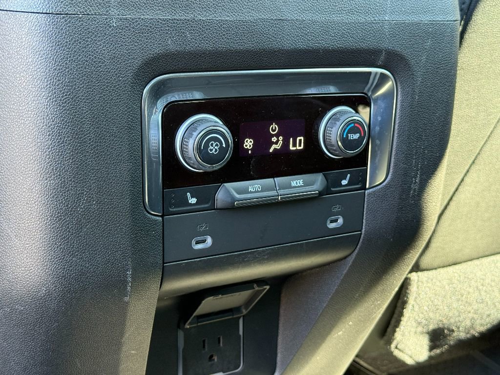 Used 2021 Chevrolet Tahoe LT w/ LT Signature Plus Package image 29