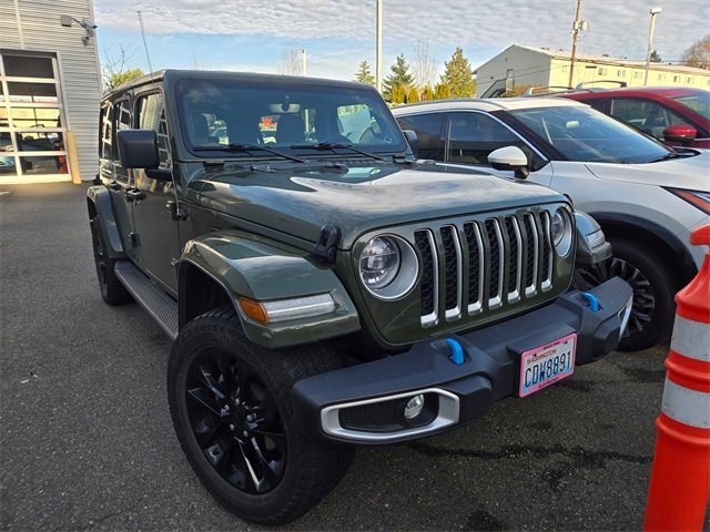 Used 2022 Jeep Wrangler Unlimited Sahara w/ Cold Weather Group image 2