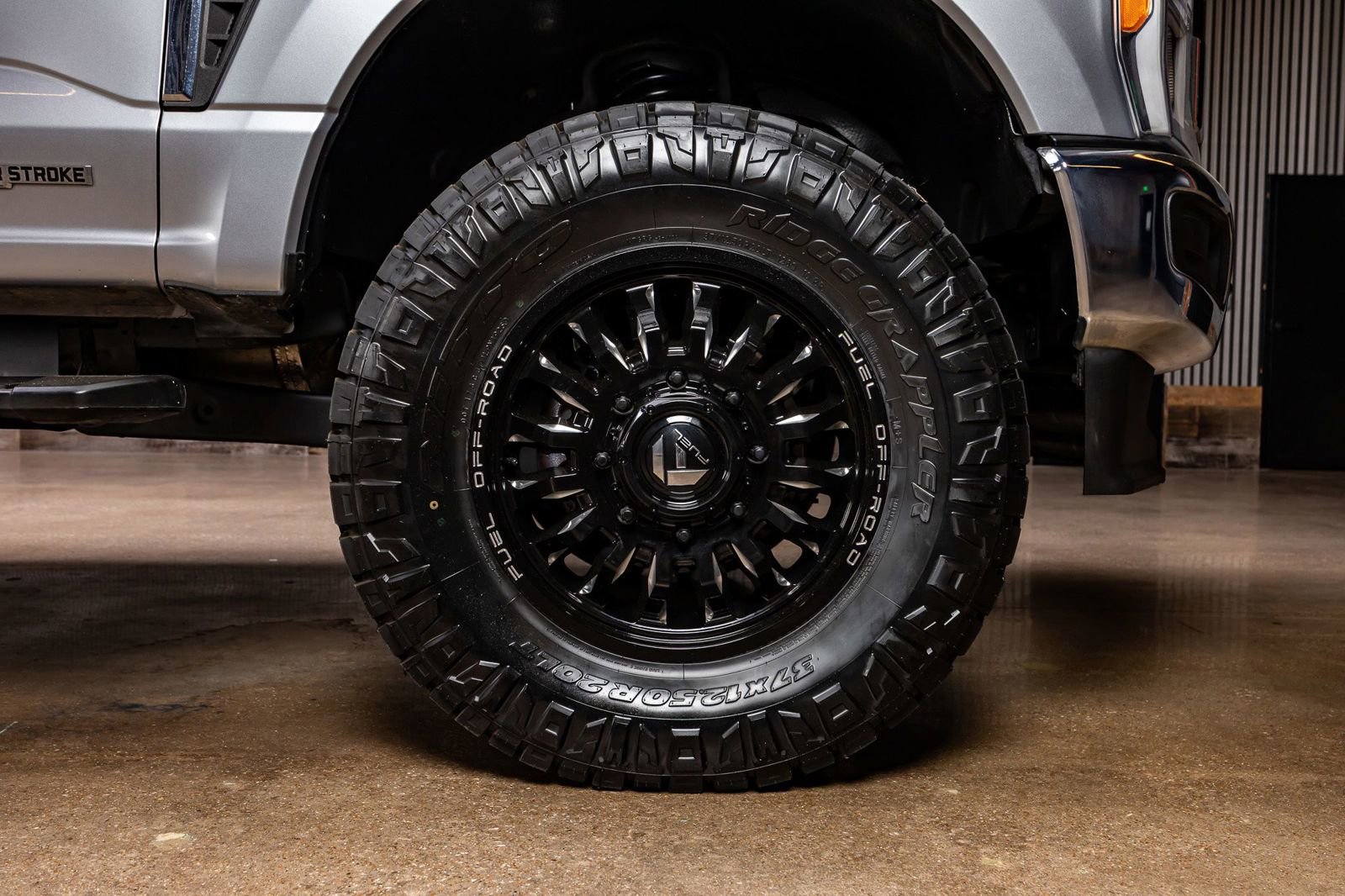 Used 2023 Ford F350 XLT w/ FX4 Off-Road Package image 12