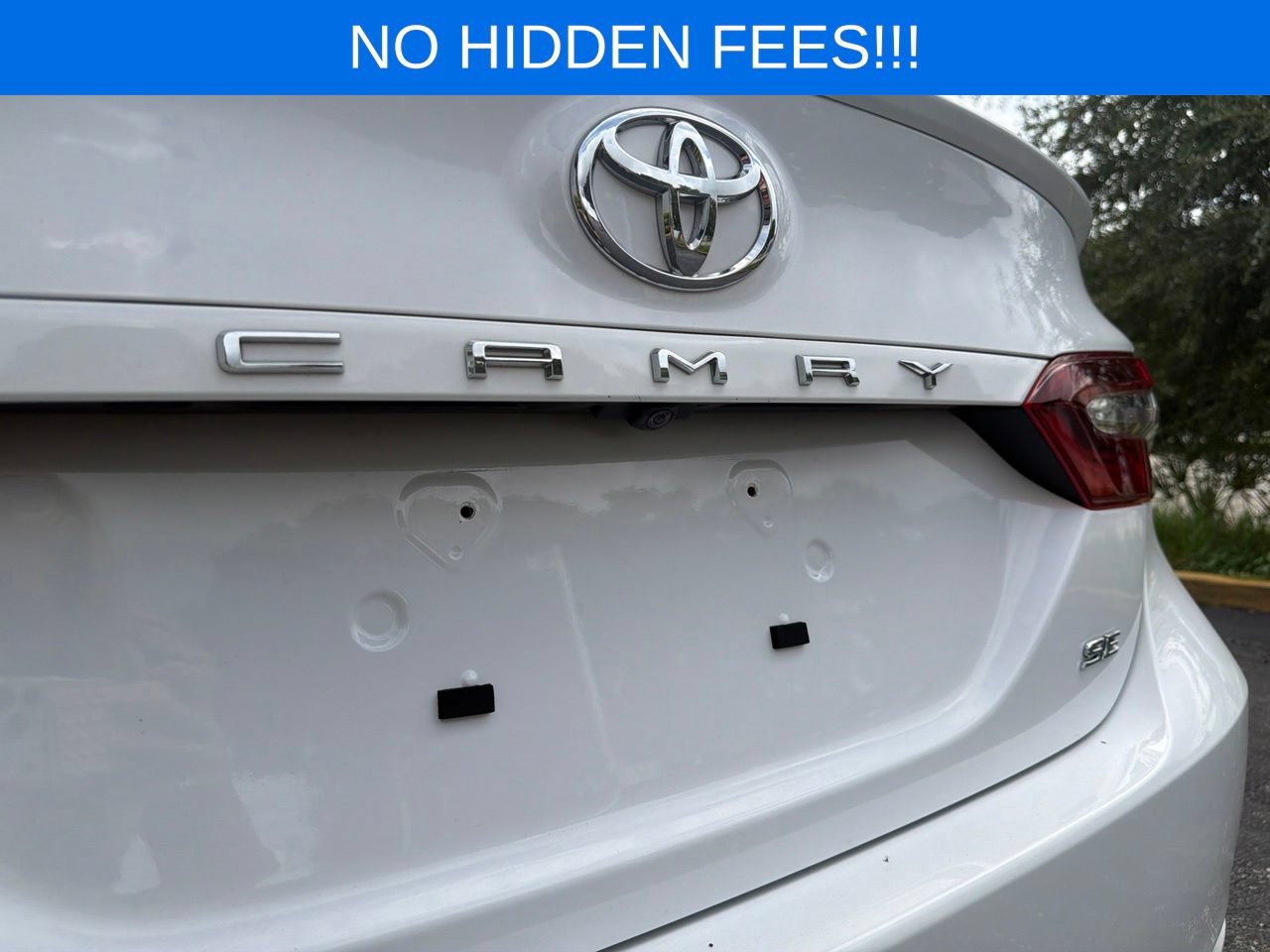 Used 2024 Toyota Camry SE FWD image 6