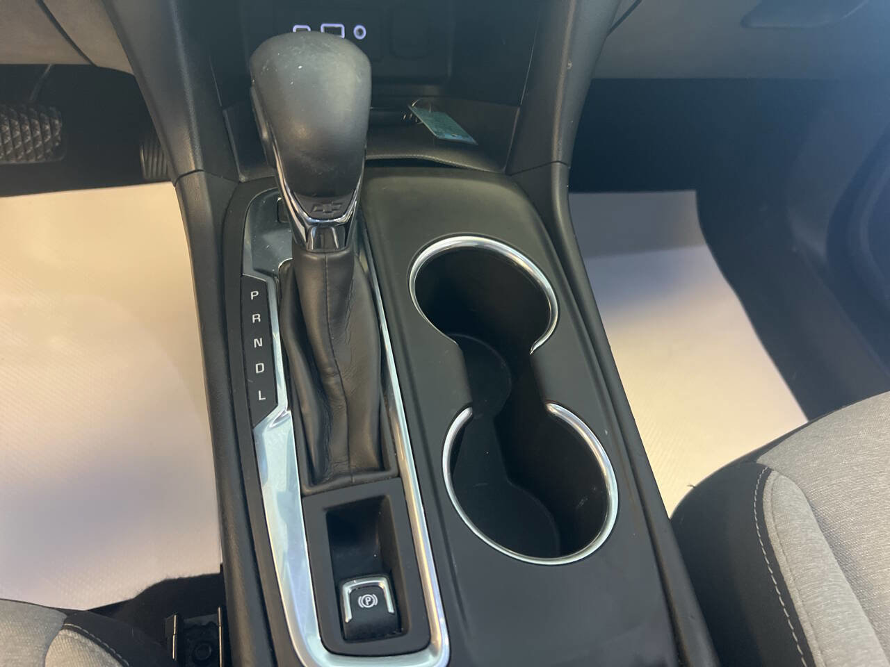 Used 2022 Chevrolet Equinox LS image 30