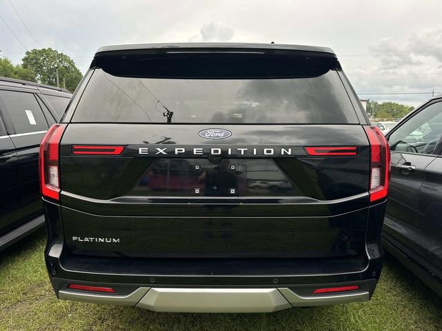 Used 2025 Ford Expedition Platinum AWD/4WD image 4