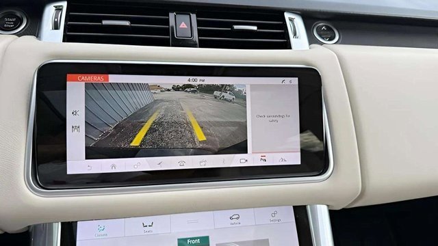 Used 2020 Land Rover Range Rover Sport HSE image 27