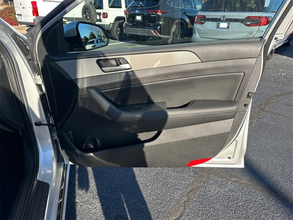 Used 2018 Hyundai Sonata Sport image 14