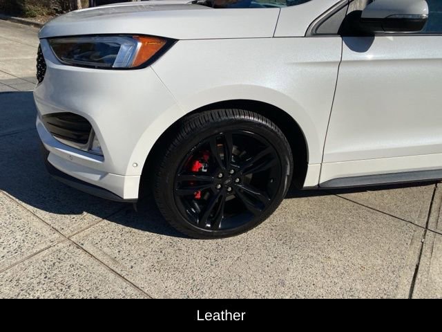 Used 2020 Ford Edge ST w/ Equipment Group 401A image 8