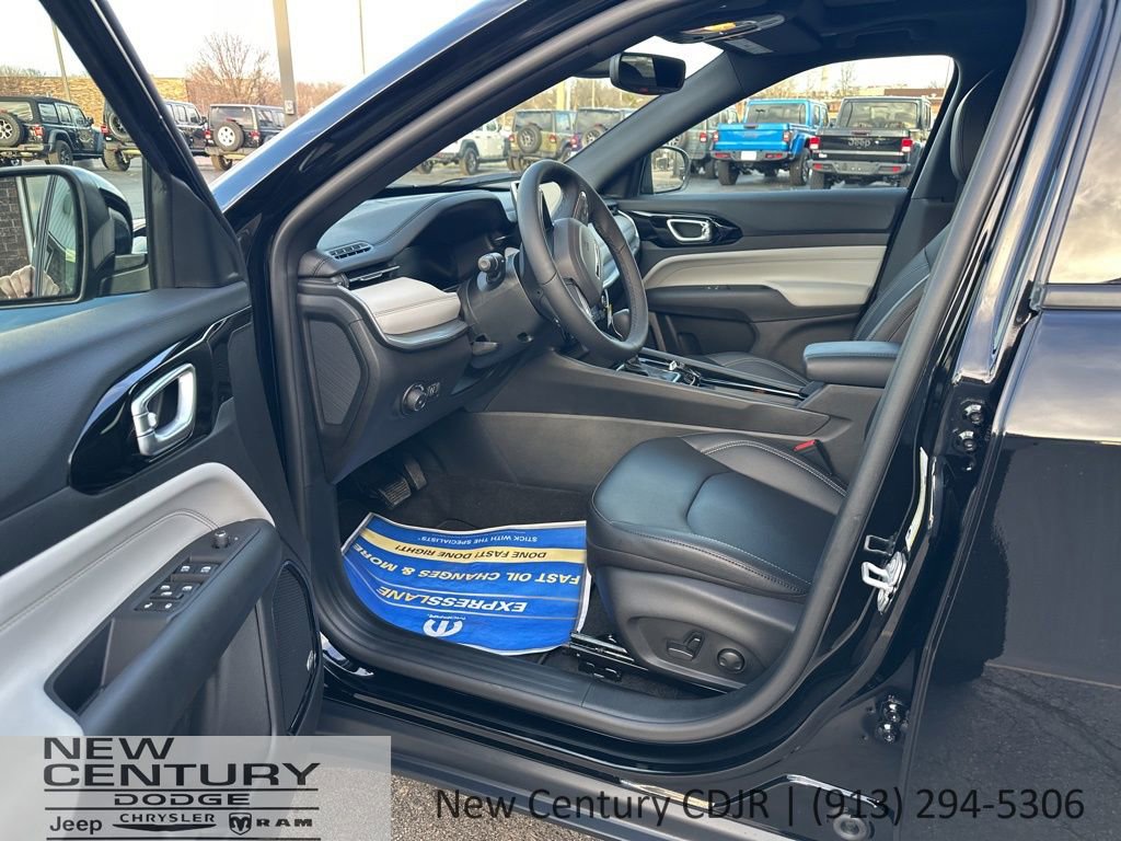 New 2026 Jeep Compass Limited w/ Sun, Sound & Navigation Group image 6