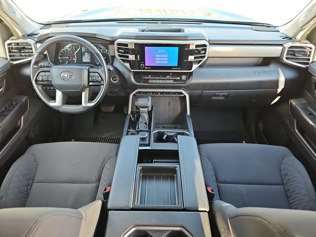 Used 2022 Toyota Tundra SR5 w/ SR5 Convenience Package image 10