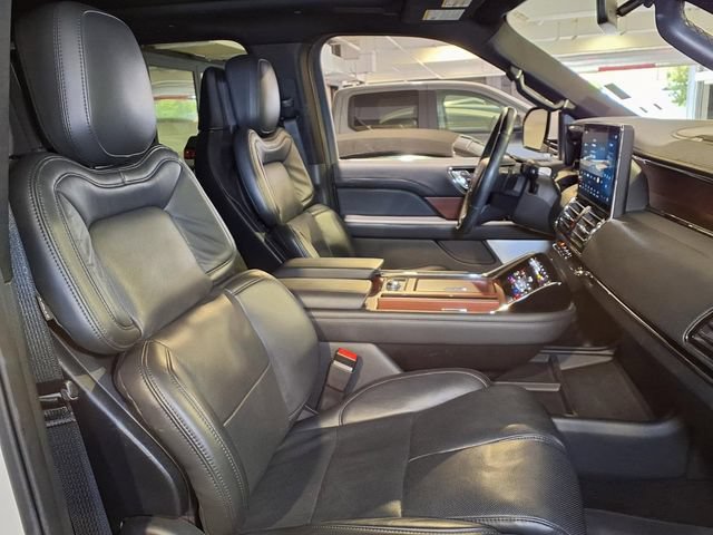 Used 2023 Lincoln Navigator Reserve AWD/4WD image 26