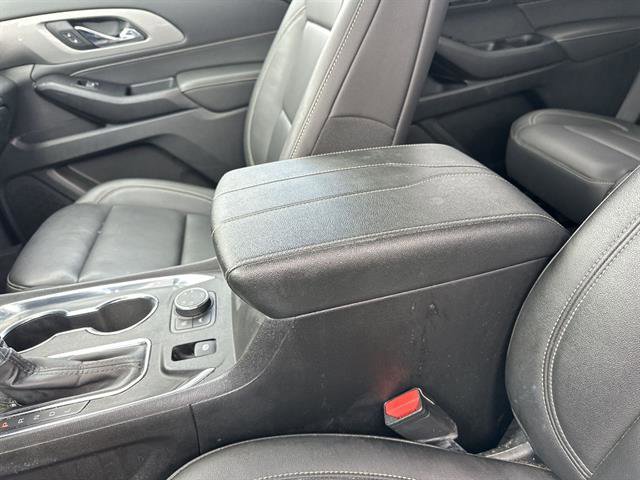 Used 2023 Chevrolet Traverse LT w/ LT Premium Package AWD/4WD image 44