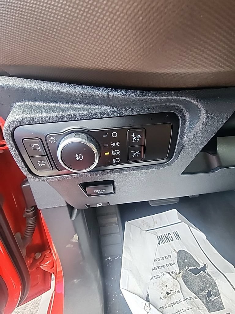 Used 2023 Ford Bronco Outer Banks AWD/4WD image 16