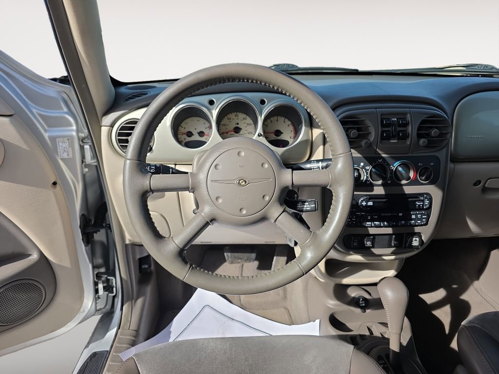 Used 2002 Chrysler PT Cruiser Limited image 12