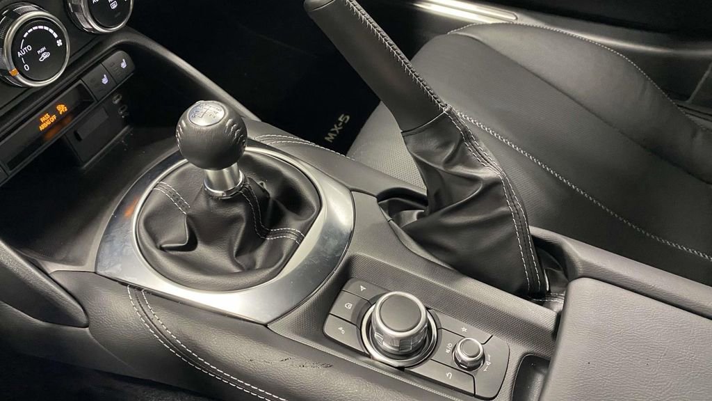 New 2025 MAZDA MX-5 Miata RF Grand Touring image 20