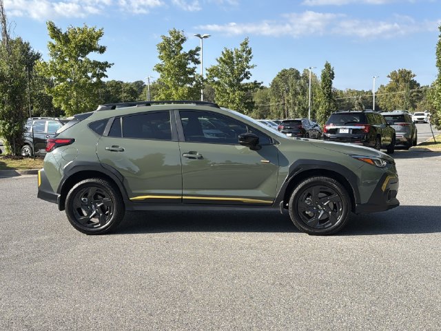 Used 2024 Subaru Crosstrek 2.5i Sport AWD/4WD image 2