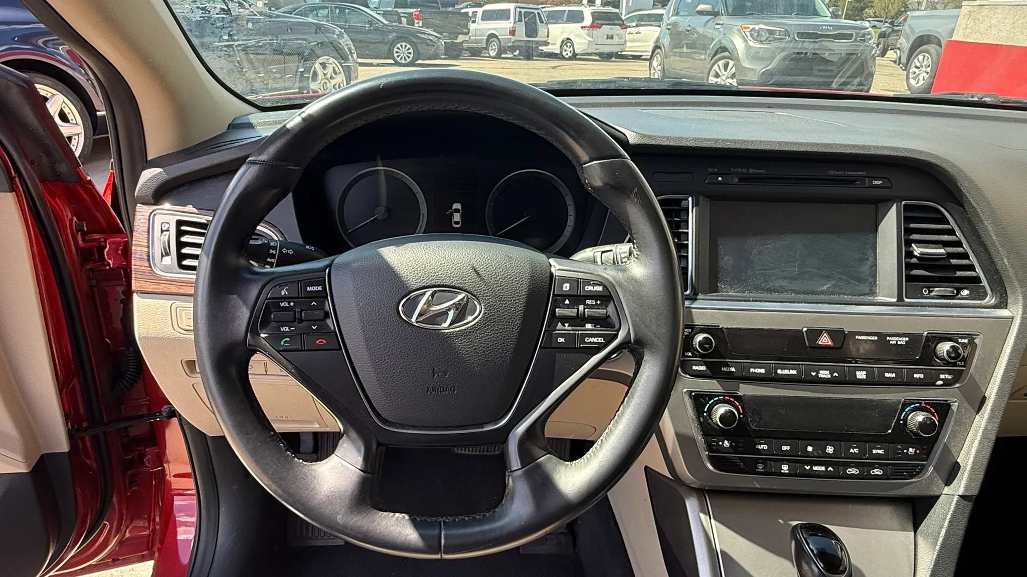 Used 2017 Hyundai Sonata Limited w/ Tech Package 03 FWD image 15