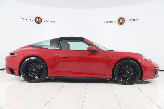 Used 2024 Porsche 911 Targa 4S image 2