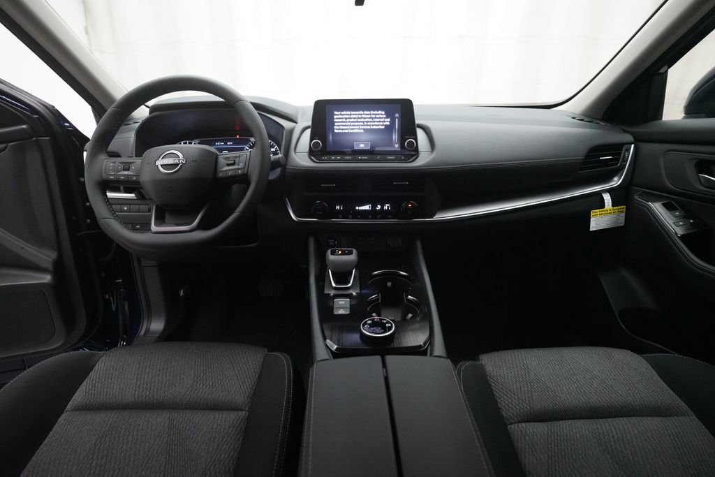 Certified 2026 Nissan Rogue SV image 5