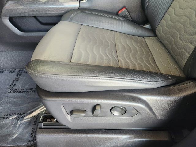 Used 2024 Chevrolet Silverado 1500 ZR2 w/ Technology Package image 26