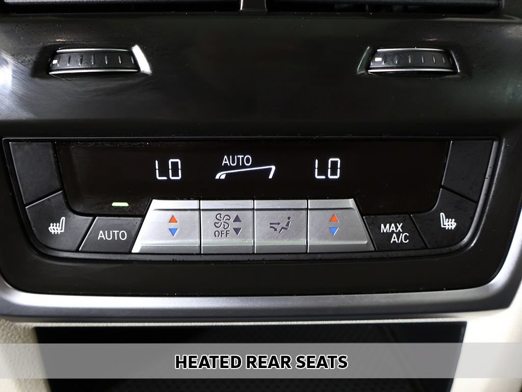 Used 2022 BMW X5 M50i AWD/4WD image 11