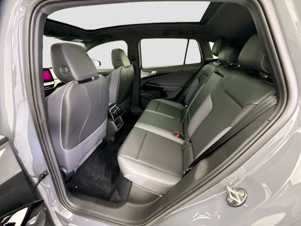 Used 2024 Volkswagen ID.4 S RWD image 19